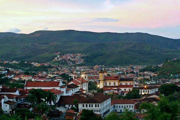 Presidente da CEMIG visitou local do desastre em Mariana